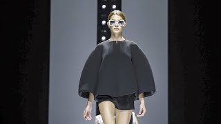 PFW. SS´18. LANVIN, MIRADA AL PASADO PARA DAR PASO AL FUTURO.