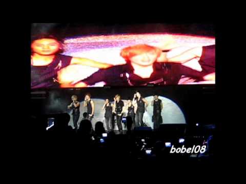 [FANCAM] 20100911 Rain in Manila - U-KISS (2 of 5)