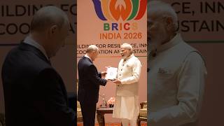 Download lagu PM Modi presents a Russian translation of Thirukkural to President Putin mp3 Download lagu PM Modi presents a Russian translation of Thirukkural to President Putin mp3