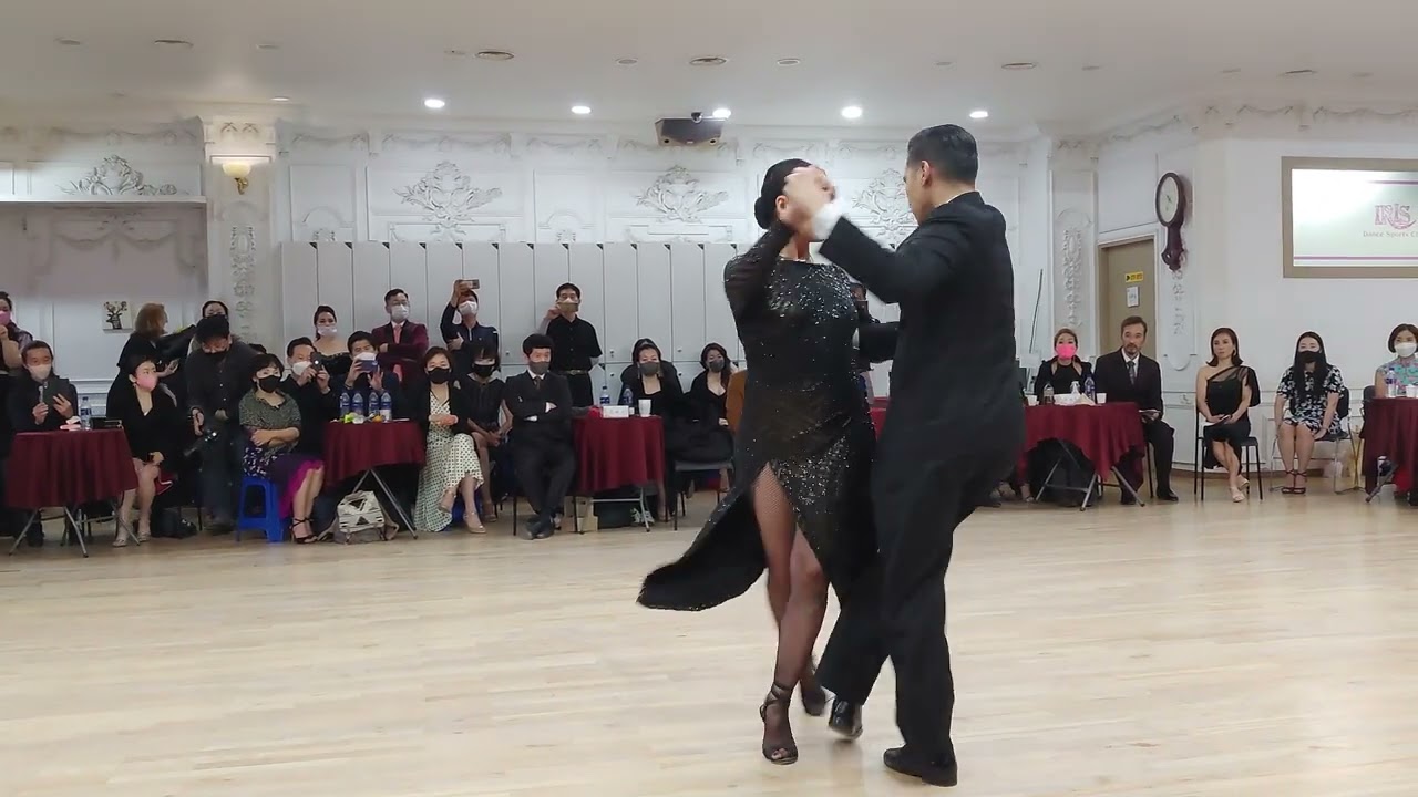 [Forever Tango - Tanguera] Ana Barros & Facundo Arnedo