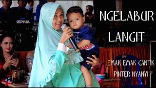 Download lagu TAK DISANGKA EMAK-EMAK INI PINTER NYANYI || NGELABUR LANGIT || COVER mp3
