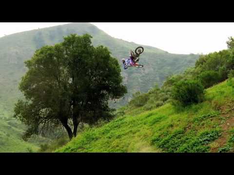 Moto-Gate's Lance Coury throwing down!