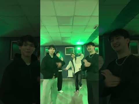 🎸🎸🎸🎸👋🏻👋🏻👋🏻👋🏻🕺🕺🕺🕺🕺 #winl #winlife