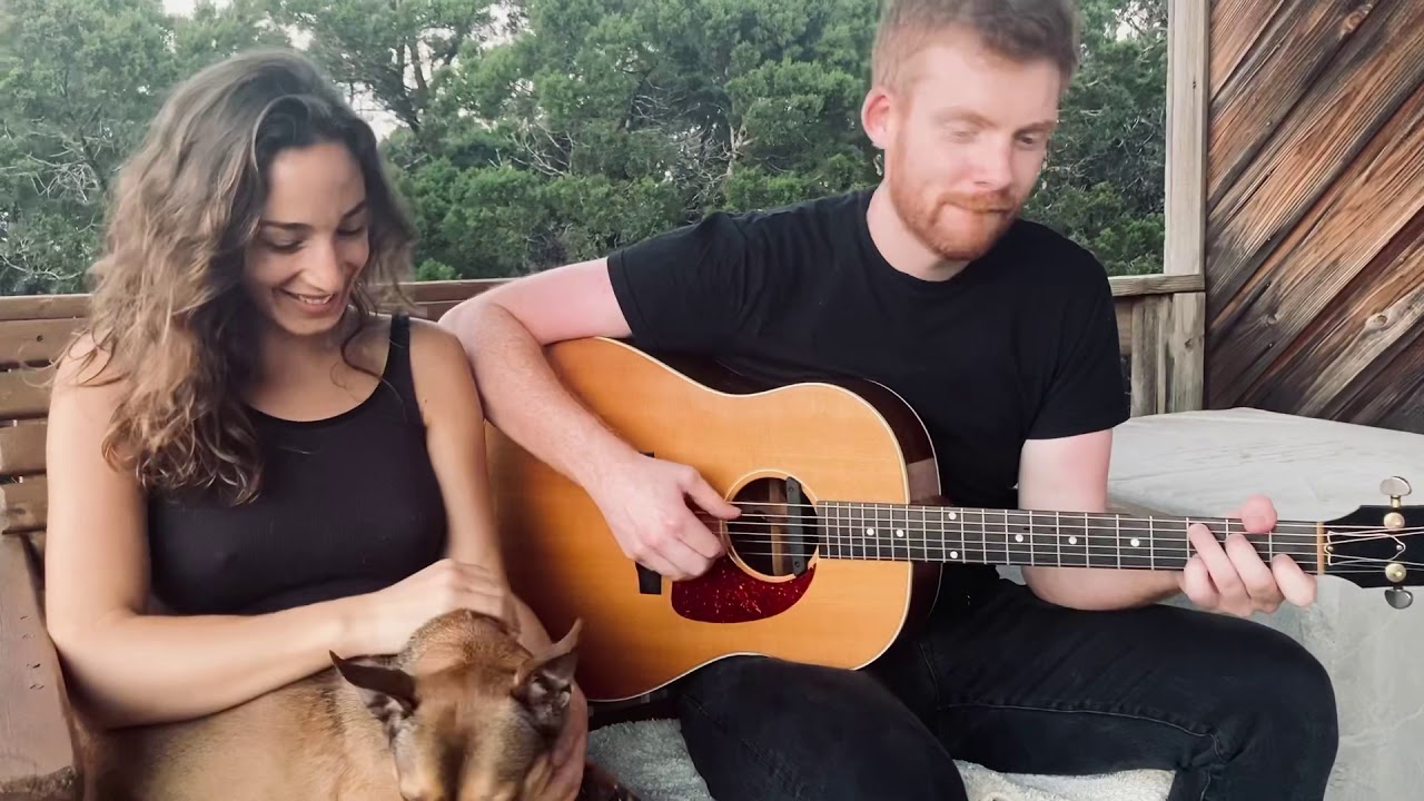 In The Round with Pat Byrne, Eliot Bronson & Macy Todd