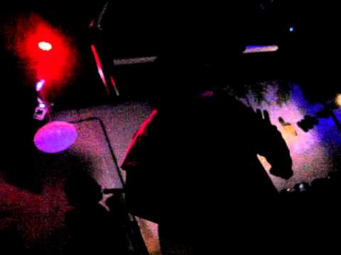 iggNhyte performing with Tish