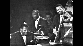 Oscar Peterson Trio- Moonlight In Vermont