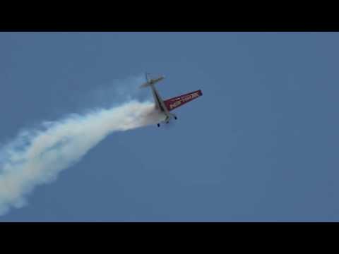 Michael Goulian - Oshkosh 2017
