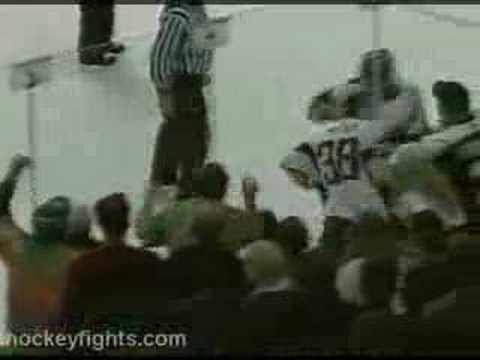 Nathan Paetsch vs Mike Richards