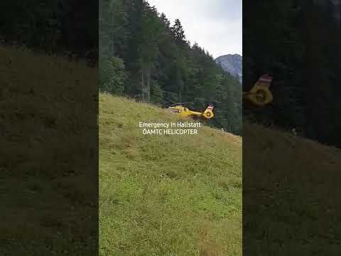 Gelbe Engel Ōamtc in Hallstatt HELICOPTER Landing @ top.of the hill!