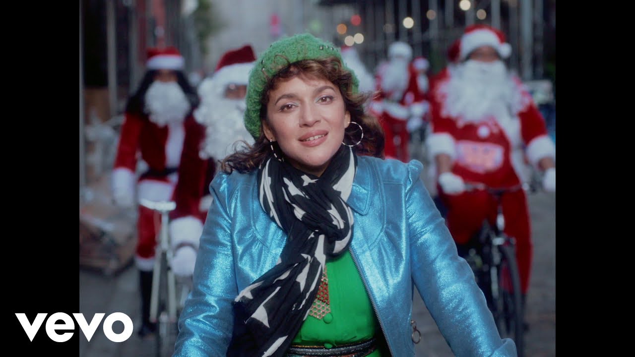 Norah Jones - Christmas Calling (Jolly Jones)