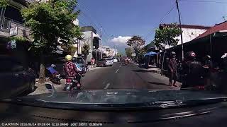 preview picture of video 'H-1 Lebaran, Kota Parakan Lengang'