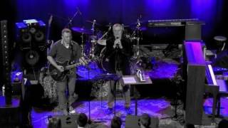 Anthem.  Männer mit Backenbart   Tribute To Leonard Cohen