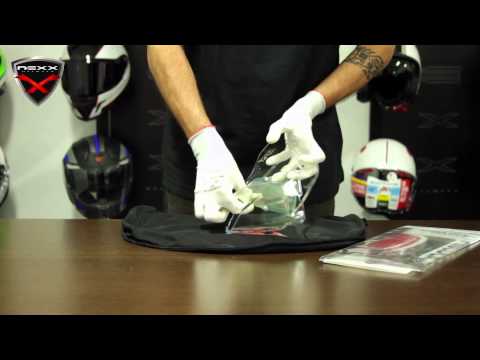 NEXX Helmets X.T1 - Video Tutorial - How to Place the Pinlock