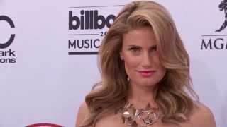 Idina Menzel Red Carpet Fashion - BBMA 2015