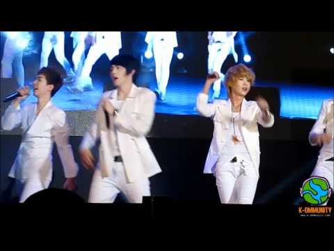 [Performance] ZE:A - Watch Out (ZE:A in Philippines (Trinoma) 120112)