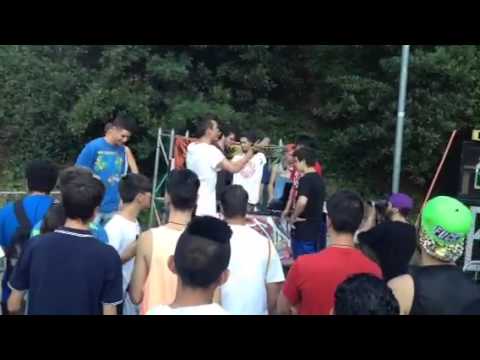 Doiz y peluche vs crie y soulja