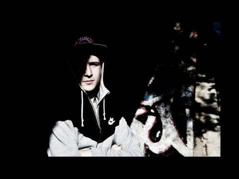 Adi podnoszę+głowę HD