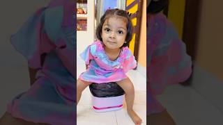 Download lagu Tooktook ptty kha kare bathroom me koi h in mp3 Download lagu Tooktook ptty kha kare bathroom me koi h in mp3