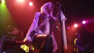 Courtney Love - Skinny Little Bitch - Live in San Francisco