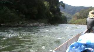 preview picture of video 'Laos IIC Travel on Nam Tha river 5.mpg'