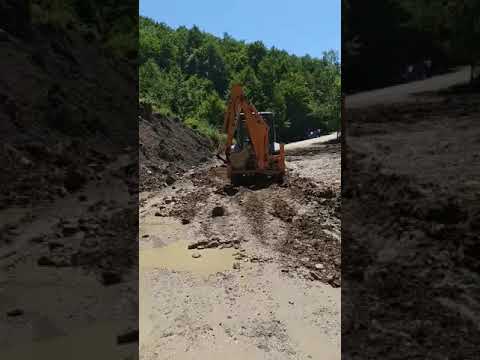 Drumul Național 2 N blocat la Jitia miercuri 26 iunie 2019 din cauza ploilor din ultimele zile