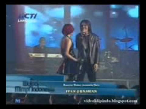 Dewa19 ft Mulan - Kangen.