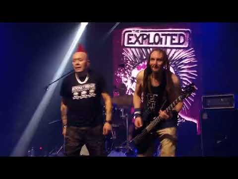 The Exploited en Perú 23/11/2022 Punks Not Dead + Was It me