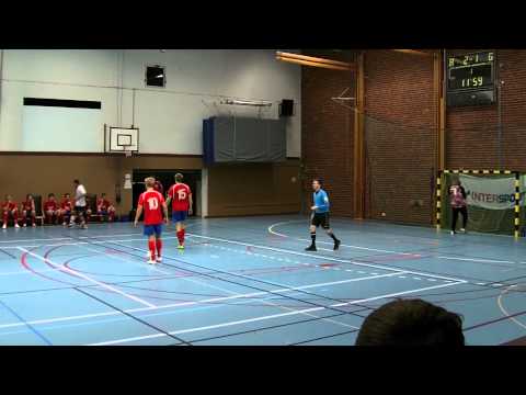 FUTSALCUP I KB HALLEN KOLSVA- HED gruppspel, del 2