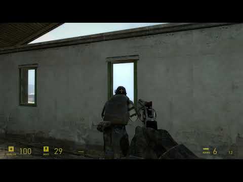 SHOOTING PRANK on COMBINE SOLDIER (GONE WRONG)