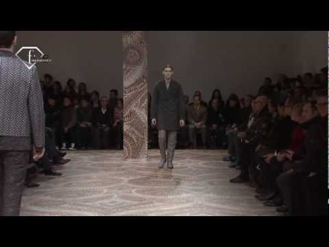 fashiontv | FTV.com - MILAN MEN F/W 10-11 - ALEXANDER MCQUEEN SHOW