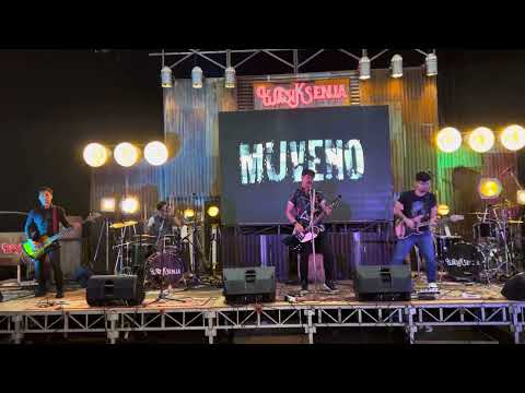 Peaceful Life - Muveno live at Wasik Senja (phone cam)