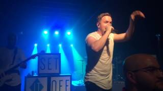 Me w/o Us - Set It Off (Loudfest 10/15/16)