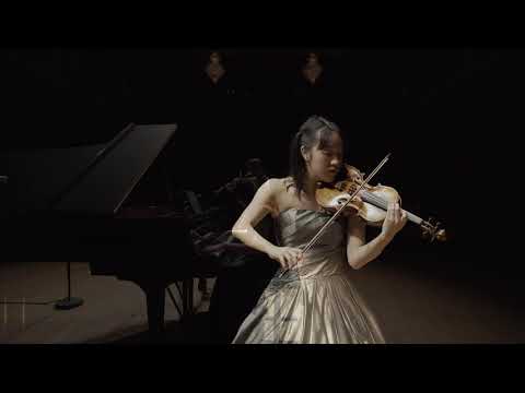 岡 祐佳里　おか ゆかり（ヴァイオリン）　Yukari OKA
