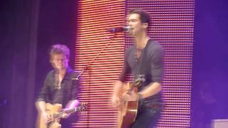 Lawson - Standing in the dark  - Clyde 1 Live - 13 december 2012