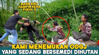 Download lagu We found a person with mental disorders meditating on the riverbank to find peace!! mp3