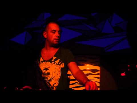 Adrian Eftimie @ Zebra Club Bacau 11.12.2010 part.1