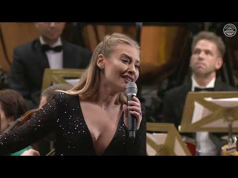 Irina Baianț - Pasăre  cu pene albastre I Gala Constantin Brancoveanu - Ateneul Român