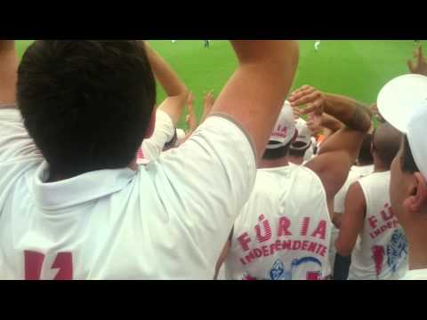 Entrada dos jogadores do Paraná festa da Fúria... Paraná x Poodles 08/02/2015