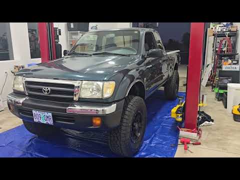 Gen 1Toyota Tacoma,  Is vibration driving you crazy?!  Problem found!  Rear Driveshaft?