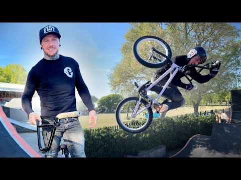 LEGEND MARK WEBB RETURNS TO CALL THE SHOTS – BMX MADNESS!