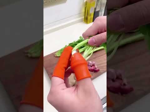 Stainless Steel Thumb Knife!