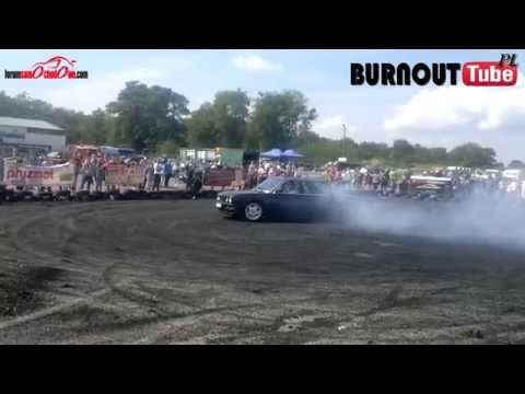 Palenie gumy BMW E28 "BONIEK" (1) - XVII Ogólnopolski Zlot BMW Toruń 2014 #11