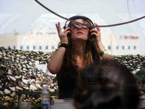 Iliuchina - Break Stuff