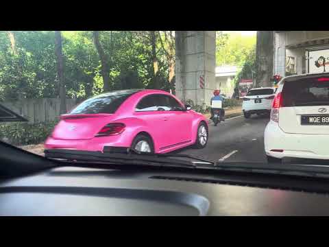 A 8 minutes drive from Road Kiara 4 to Road Kiara 5 , Mont Kiara Malaysia driving experience