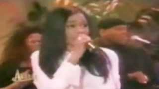 Michelle Williams - &quot;Everything&quot; (Live: The Ananda Lewis Show, 2002)