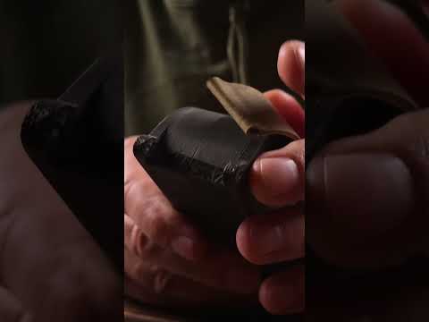 Nie 🙂 Używamy wysokiej jakości skóry, nie resztek. #ręcznapraca #handmade #torross #diy #leather