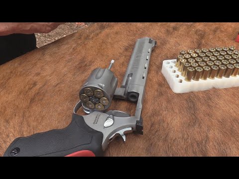 Taurus Raging Bull Model 444 Big Game Hunt