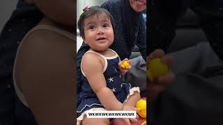 Download lagu Aisha's Reaction When Uncle Fadil Sings an Indian Song 😂 mp3