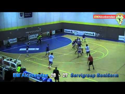 BM ALCOBENDAS 28 SERVIGROUP BENIDORM 27 (Resumen Jor 4 DHPlata)