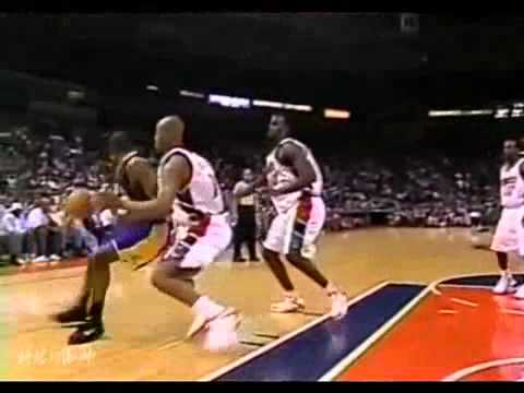 Kobe Bryant 21 Points in 4th quarter and beats Charlotte Bobcats 2005.03.12